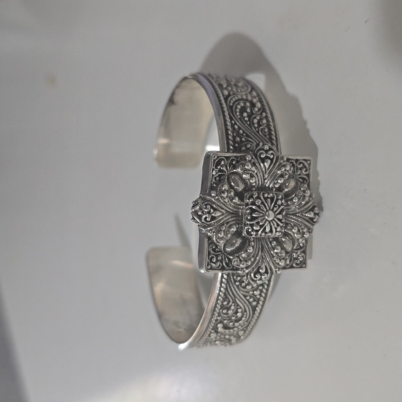 Artisian Of Bali Cuff Hand Crafted